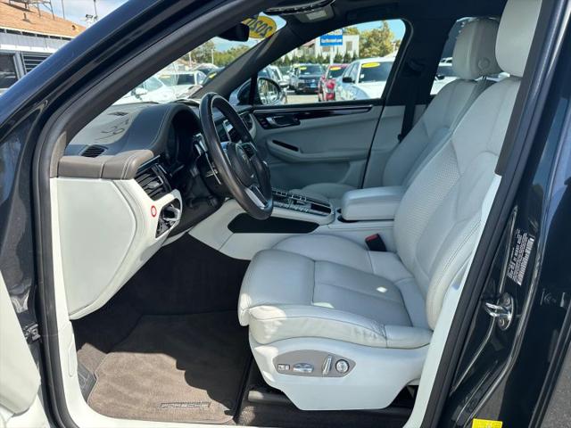 2020 Porsche Macan S