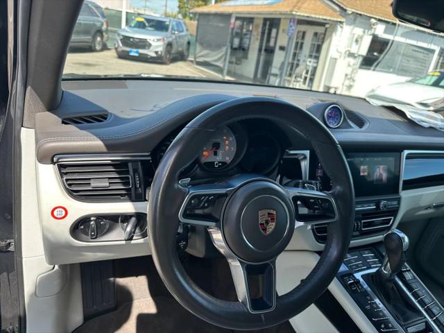2020 Porsche Macan S