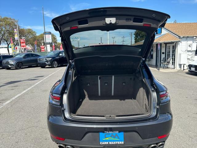 2020 Porsche Macan S