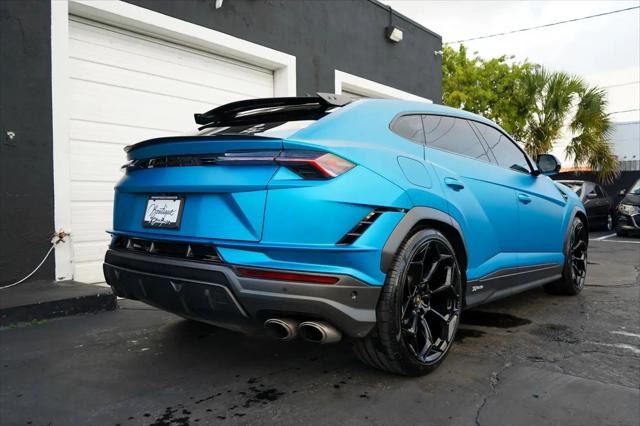 2024 Lamborghini Urus Performante