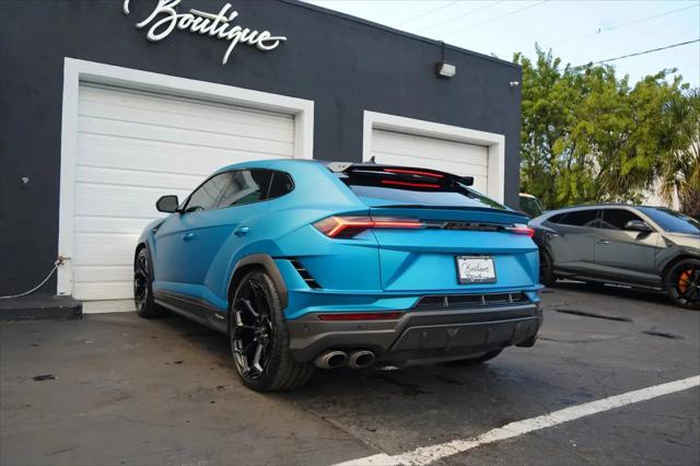 2024 Lamborghini Urus Performante