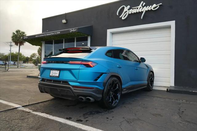 2024 Lamborghini Urus Performante