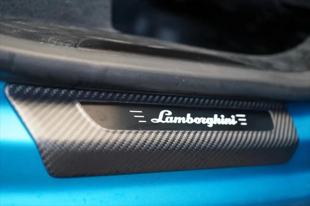 2024 Lamborghini Urus Performante