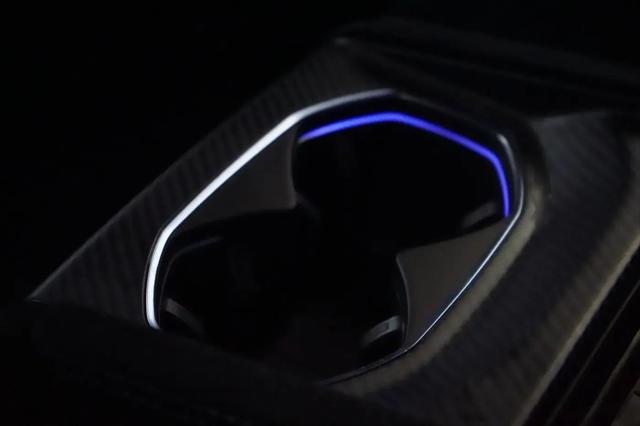 2024 Lamborghini Urus Performante