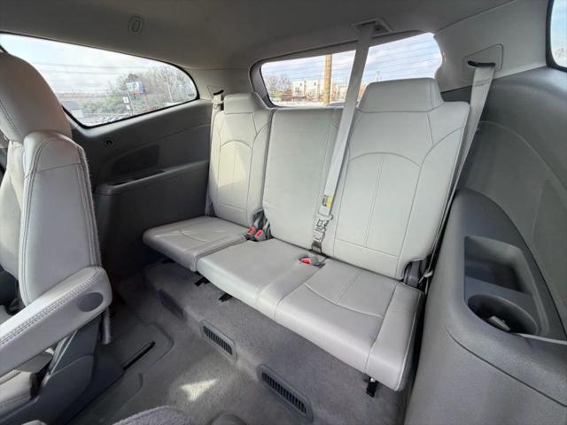 2017 Chevrolet Traverse 2LT