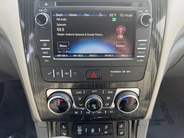 2017 Chevrolet Traverse 2LT