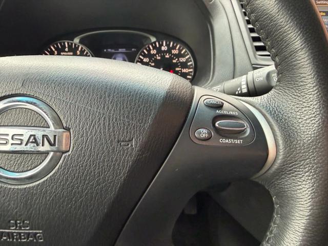 2014 Nissan Pathfinder SV