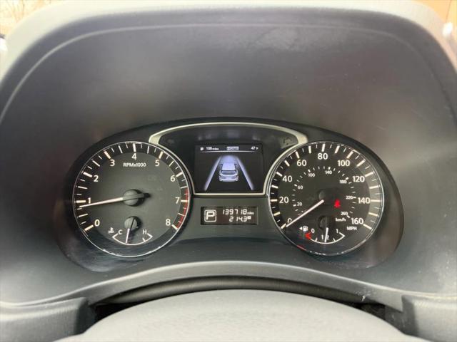 2014 Nissan Pathfinder SV