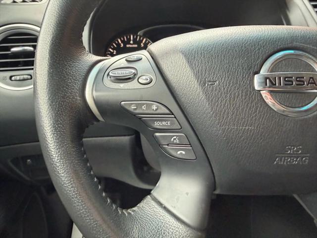 2014 Nissan Pathfinder SV