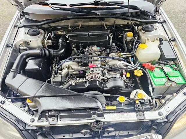 2004 Subaru Outback Base
