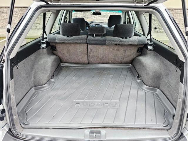 2004 Subaru Outback Base