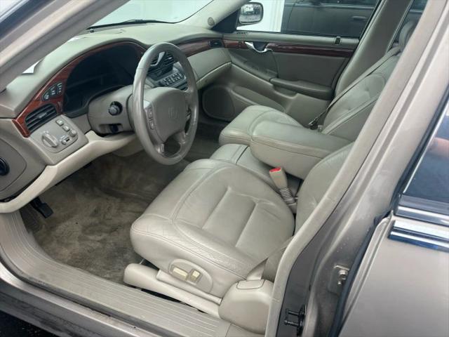 2001 Cadillac DeVille Standard w/W20