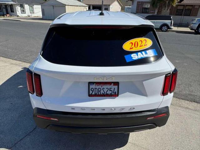 2022 Kia Sorento LX