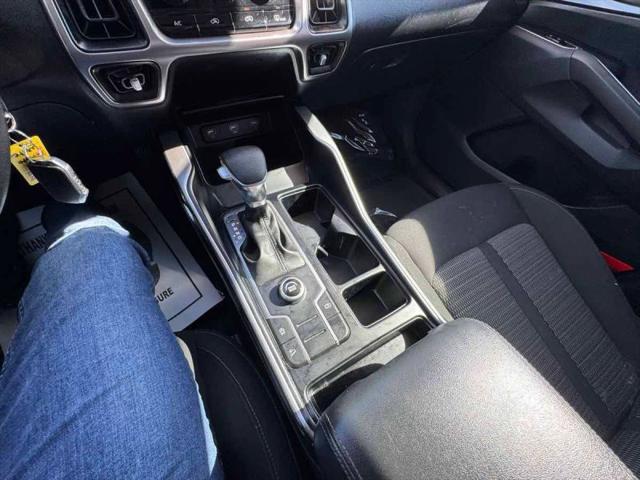 2022 Kia Sorento LX