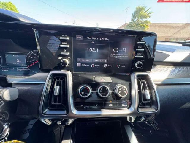 2022 Kia Sorento LX