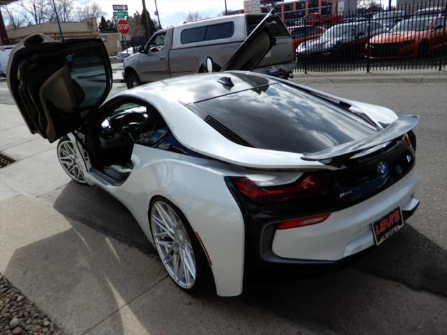 2017 BMW i8 Base