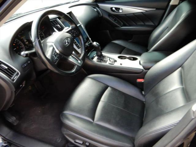 2021 INFINITI Q50 LUXE