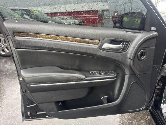2015 Chrysler 300 300C