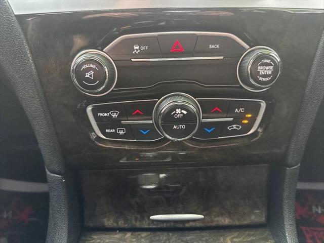 2015 Chrysler 300 300C