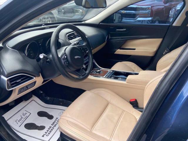 2017 Jaguar XE 35t Prestige