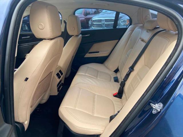 2017 Jaguar XE 35t Prestige