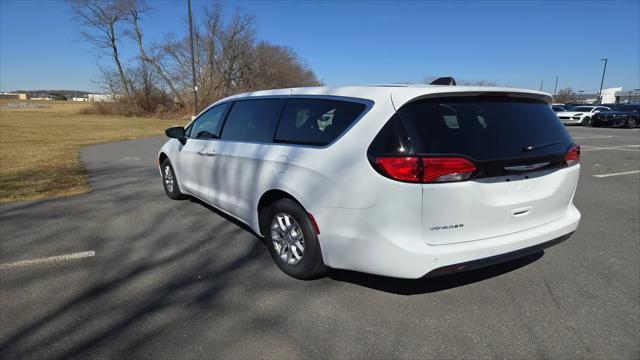 2026 Chrysler Voyager LX