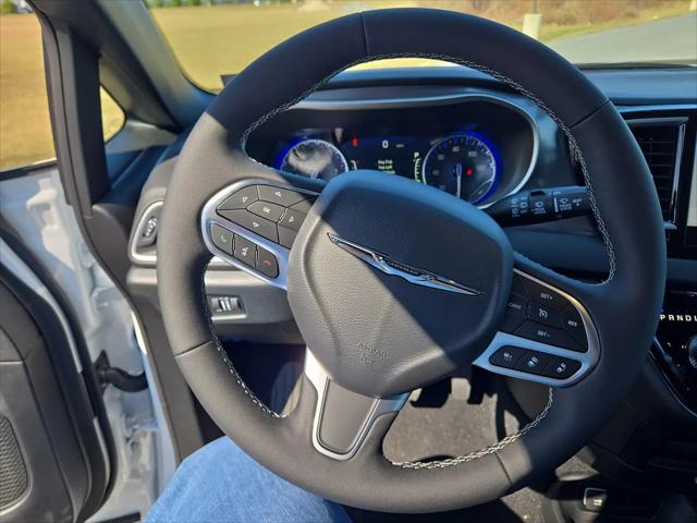 2026 Chrysler Voyager LX