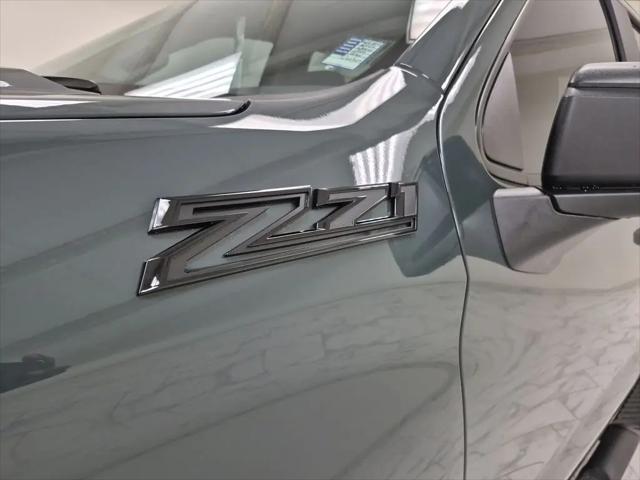 2026 Chevrolet Silverado 1500 4WD Crew Cab Short Bed Custom Trail Boss