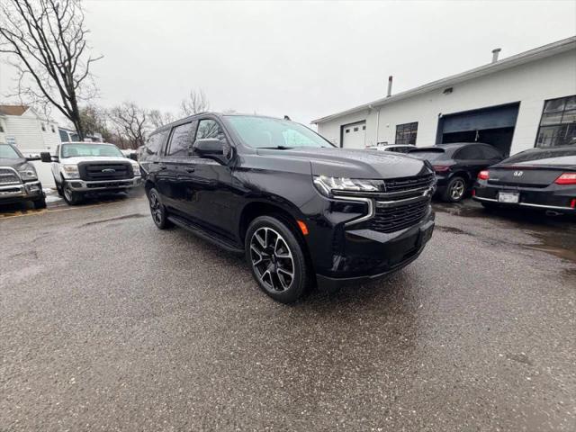 2021 Chevrolet Suburban 4WD RST