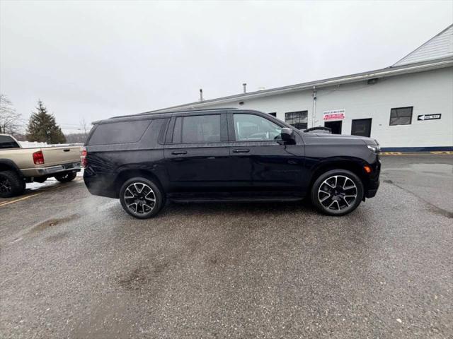 2021 Chevrolet Suburban 4WD RST