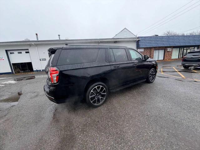 2021 Chevrolet Suburban 4WD RST