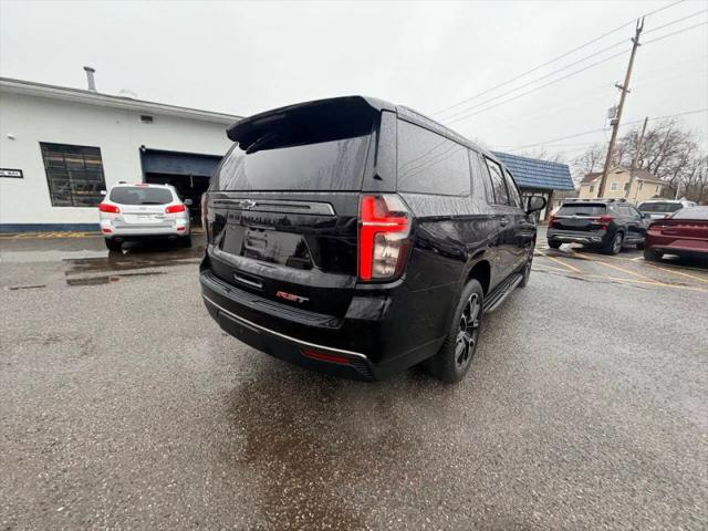 2021 Chevrolet Suburban 4WD RST