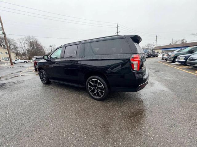 2021 Chevrolet Suburban 4WD RST