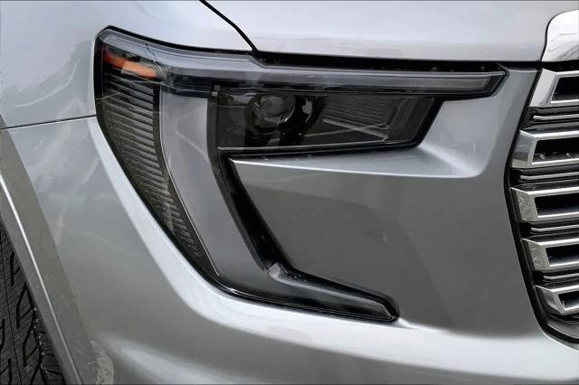 2026 GMC Acadia Denali FWD
