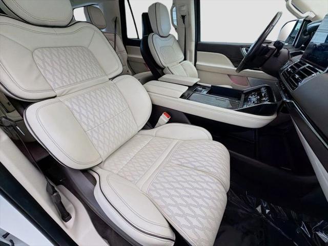 2023 Lincoln Navigator Black Label