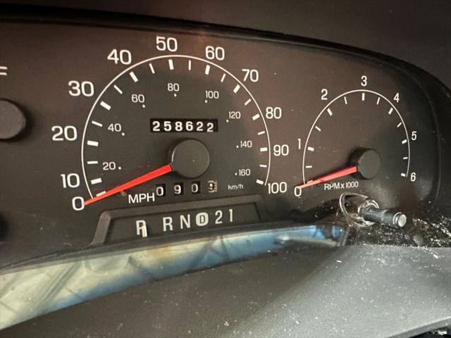 1999 Ford F-250 Base