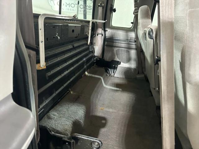 1999 Ford F-250 Base