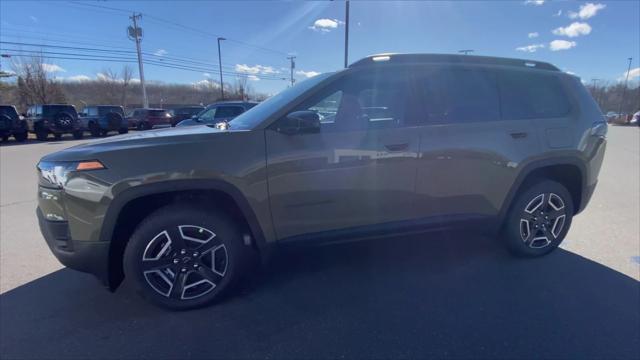 2026 Jeep Cherokee Laredo 4x4