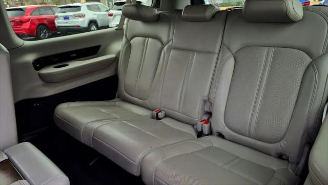 2024 Jeep Grand Wagoneer L 4x4