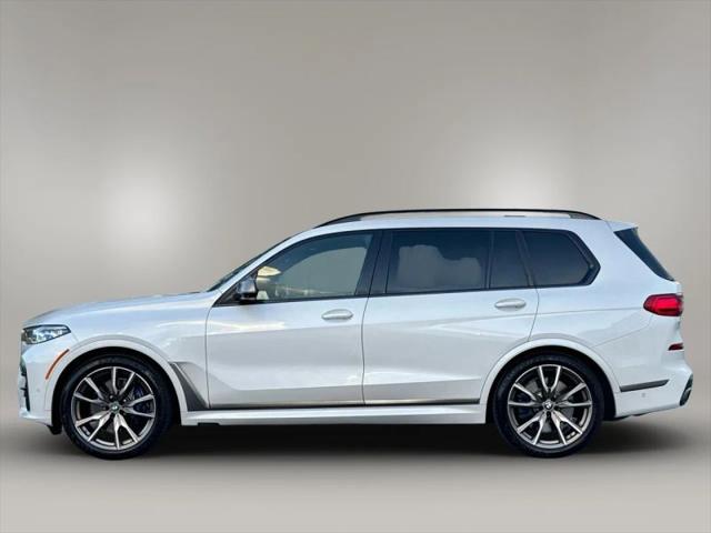 2021 BMW X7 M50i