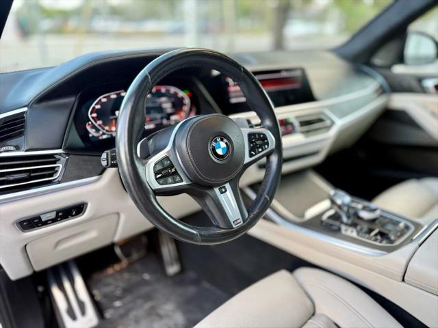 2021 BMW X7 M50i