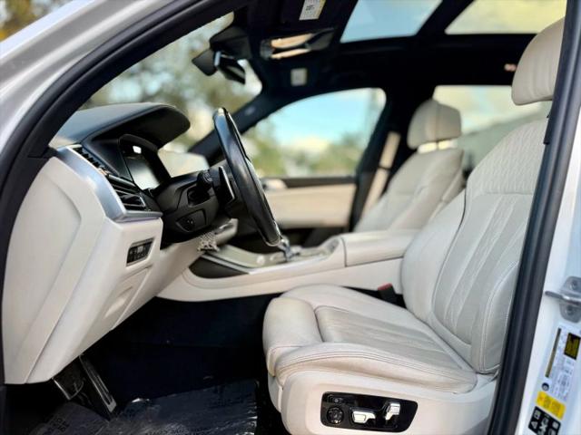 2021 BMW X7 M50i