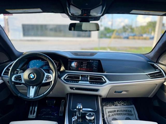 2021 BMW X7 M50i