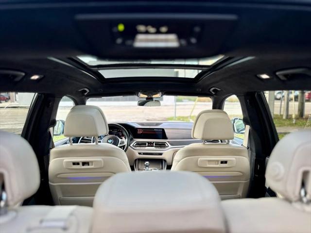 2021 BMW X7 M50i