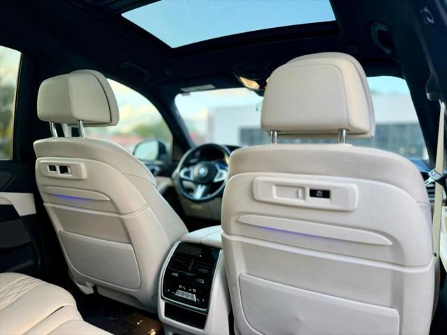 2021 BMW X7 M50i