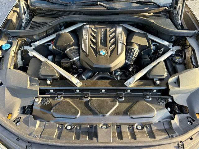 2021 BMW X7 M50i
