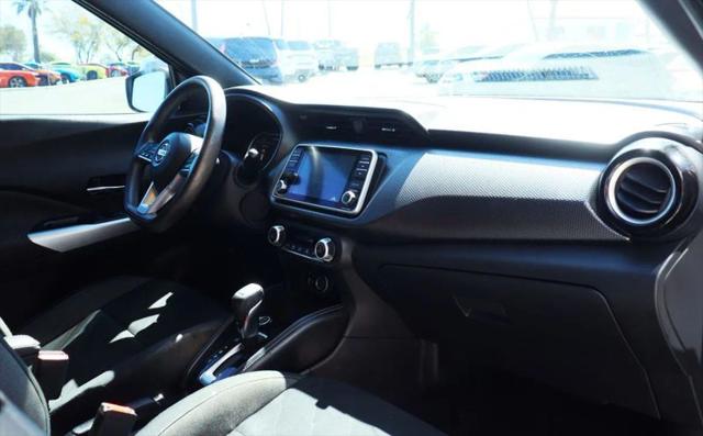2020 Nissan Kicks SV Xtronic CVT