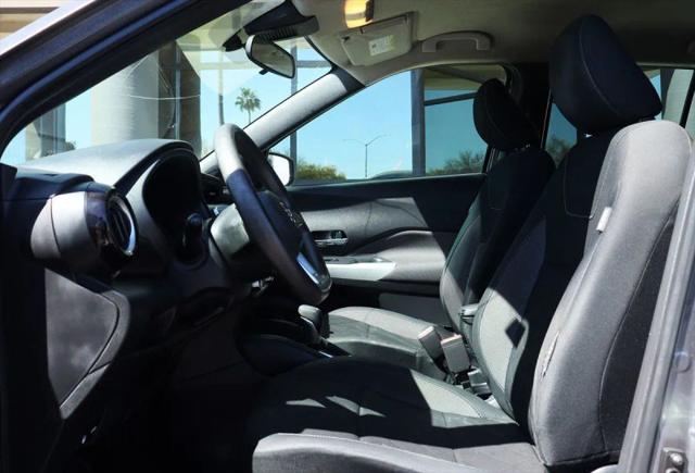 2020 Nissan Kicks SV Xtronic CVT