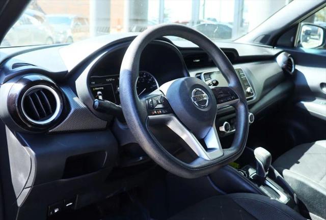 2020 Nissan Kicks SV Xtronic CVT