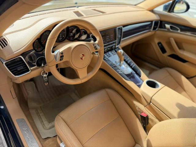 2011 Porsche Panamera Base